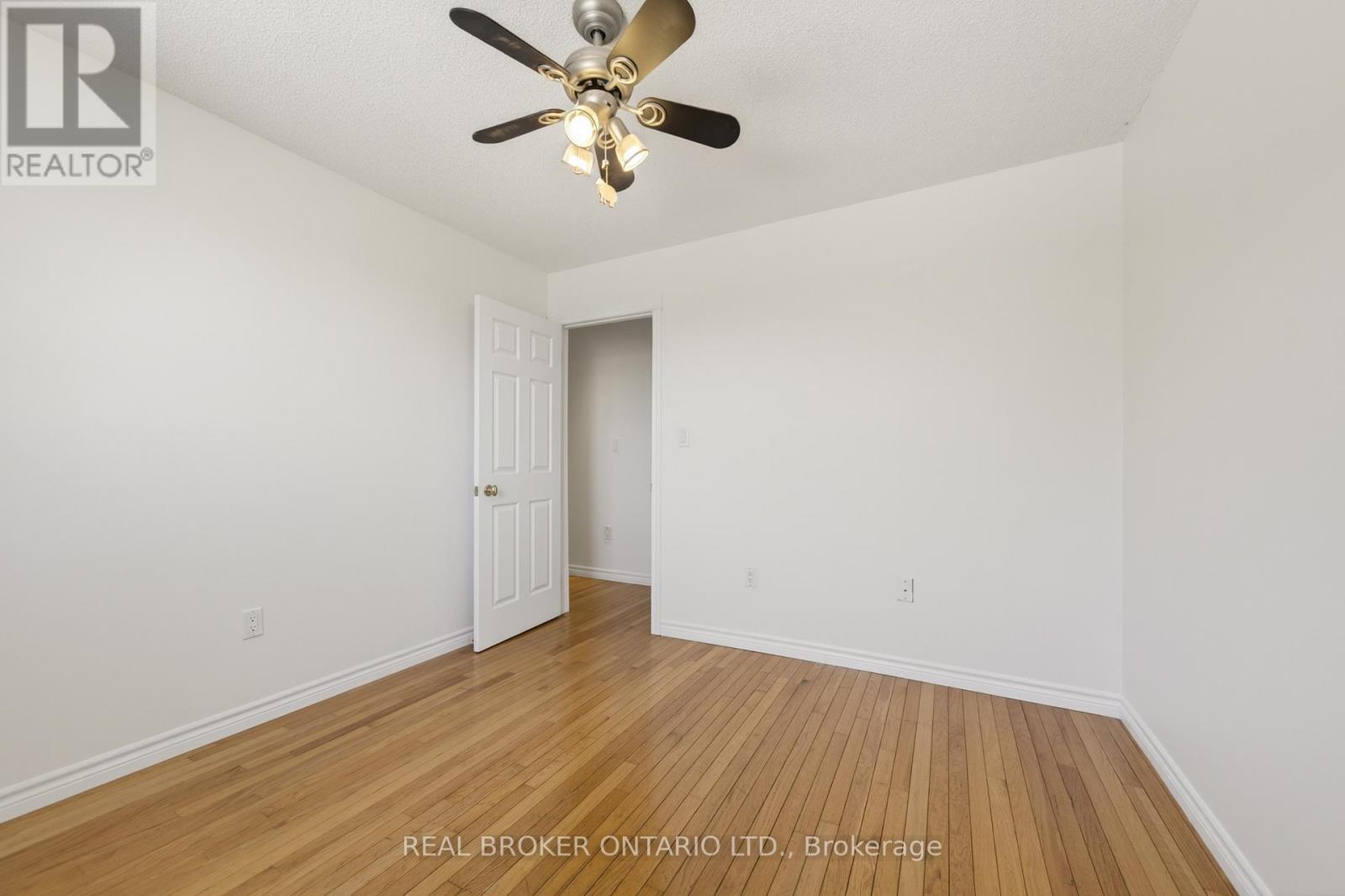 198 Columbia Road, Barrie (Holly), Ontario  L4N 8C9 - Photo 19 - S13167280
