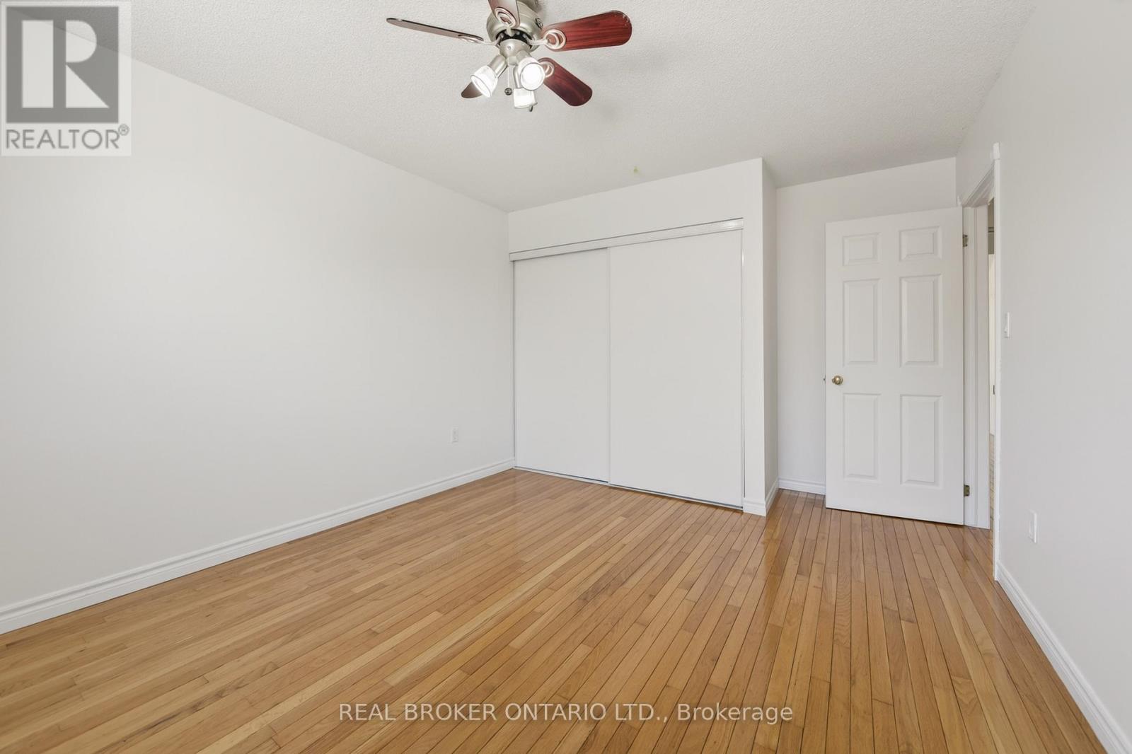 198 Columbia Road, Barrie (Holly), Ontario  L4N 8C9 - Photo 16 - S13167280