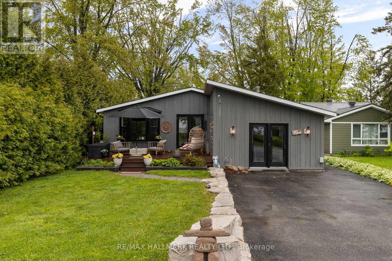 95 LAKE AVENUE, Ramara, Ontario