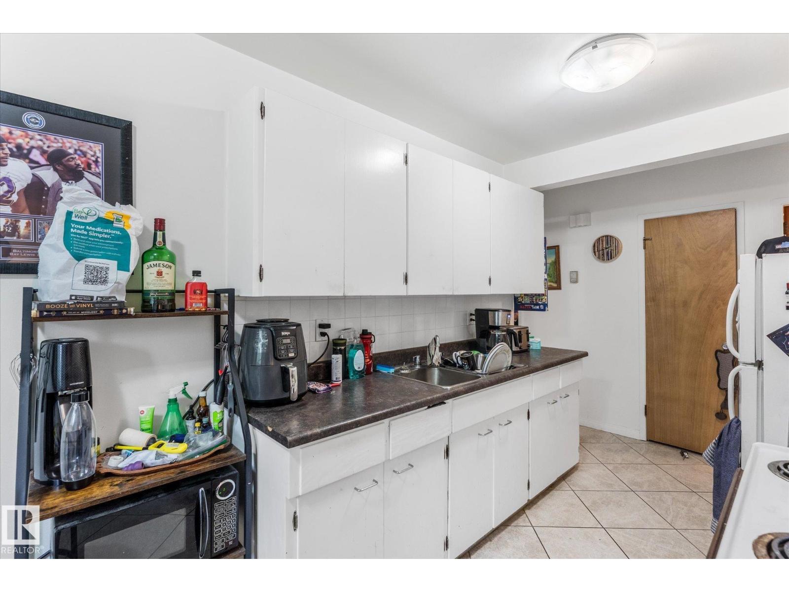 #9 5635 105 St NW, Edmonton, Alberta  T6H 2N2 - Photo 12 - E4496238