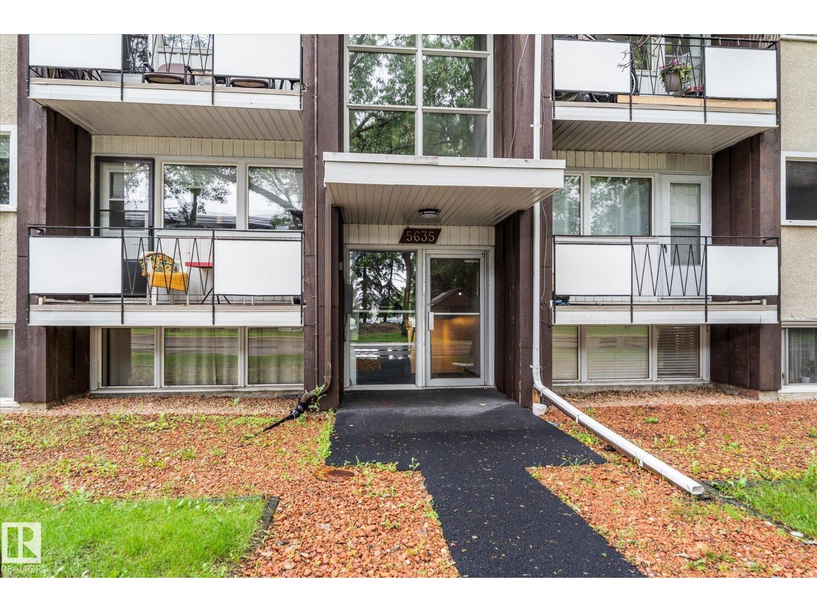 #9 5635 105 St NW, Edmonton, Alberta  T6H 2N2 - Photo 5 - E4496238