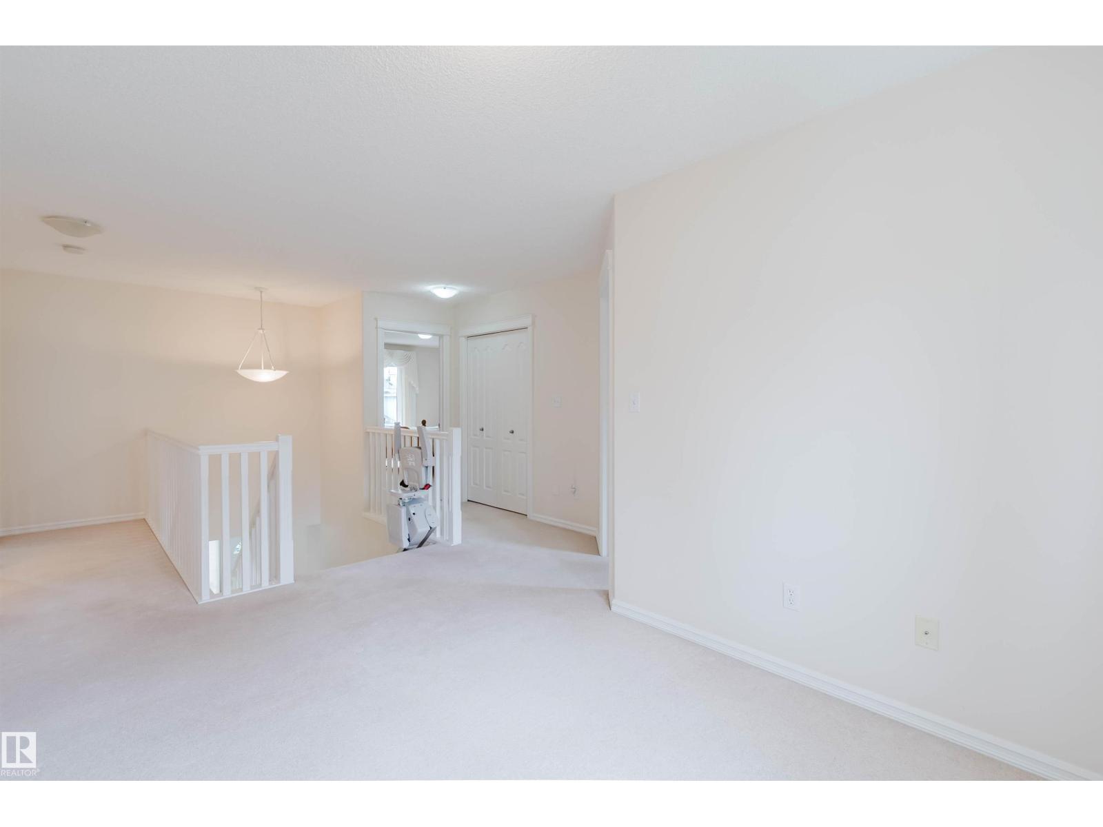 322 Livingstone Ct NW, Edmonton, Alberta  T6R 2T1 - Photo 30 - E4496240