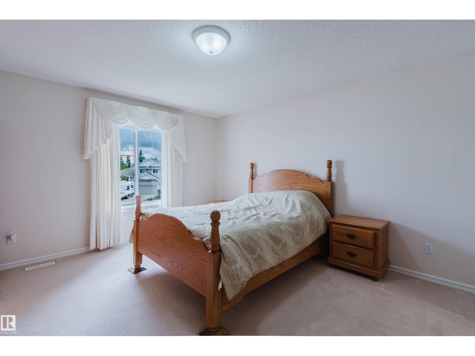 322 Livingstone Ct NW, Edmonton, Alberta  T6R 2T1 - Photo 32 - E4496240