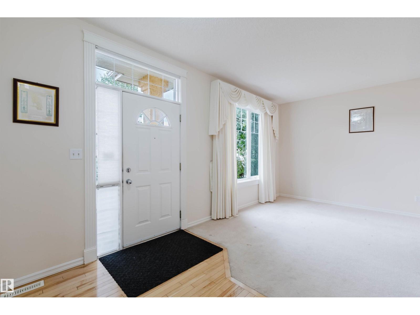 322 Livingstone Ct NW, Edmonton, Alberta  T6R 2T1 - Photo 8 - E4496240