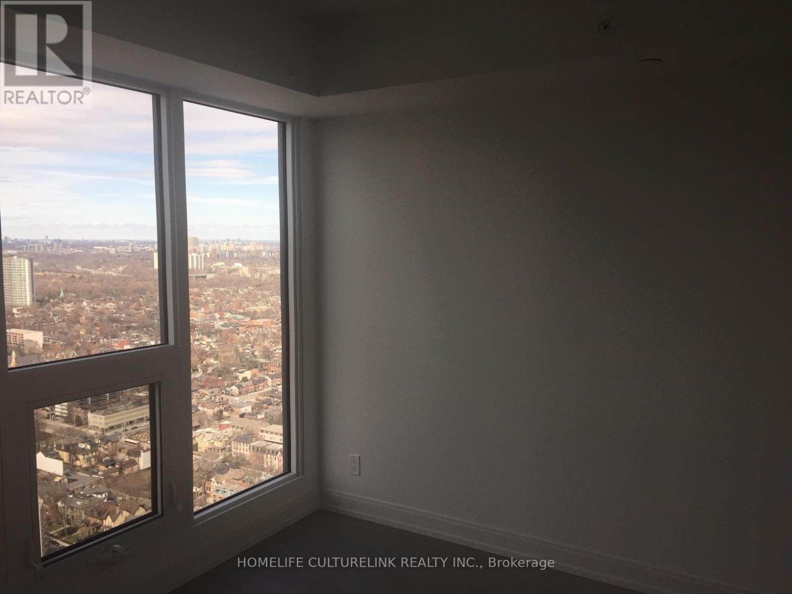 5215 - 181 DUNDAS STREET E - Photo 8