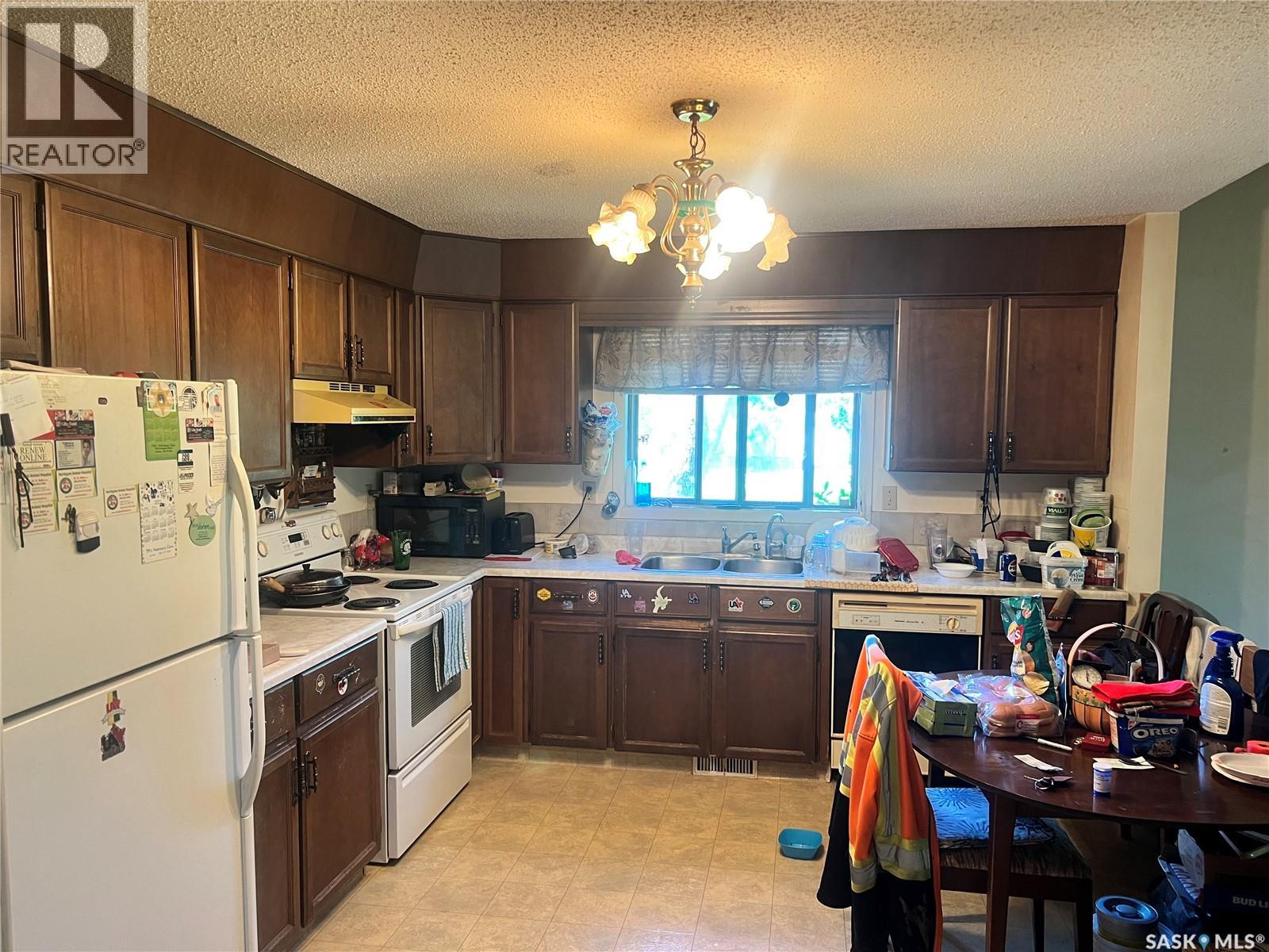 561 Ford Street, Bethune, Saskatchewan  S0G 0H0 - Photo 5 - SK040962