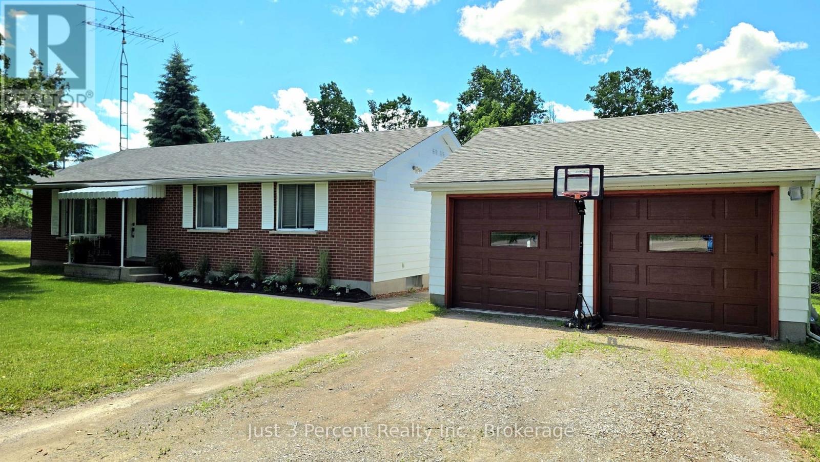 2224 Fieldview Drive, Cavan Monaghan, Ontario  L0A 1C0 - Photo 2 - X13415942