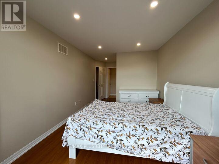 10 Cullcastle Street W, Ajax, Ontario  L1S 0A9 - Photo 17 - E13500990