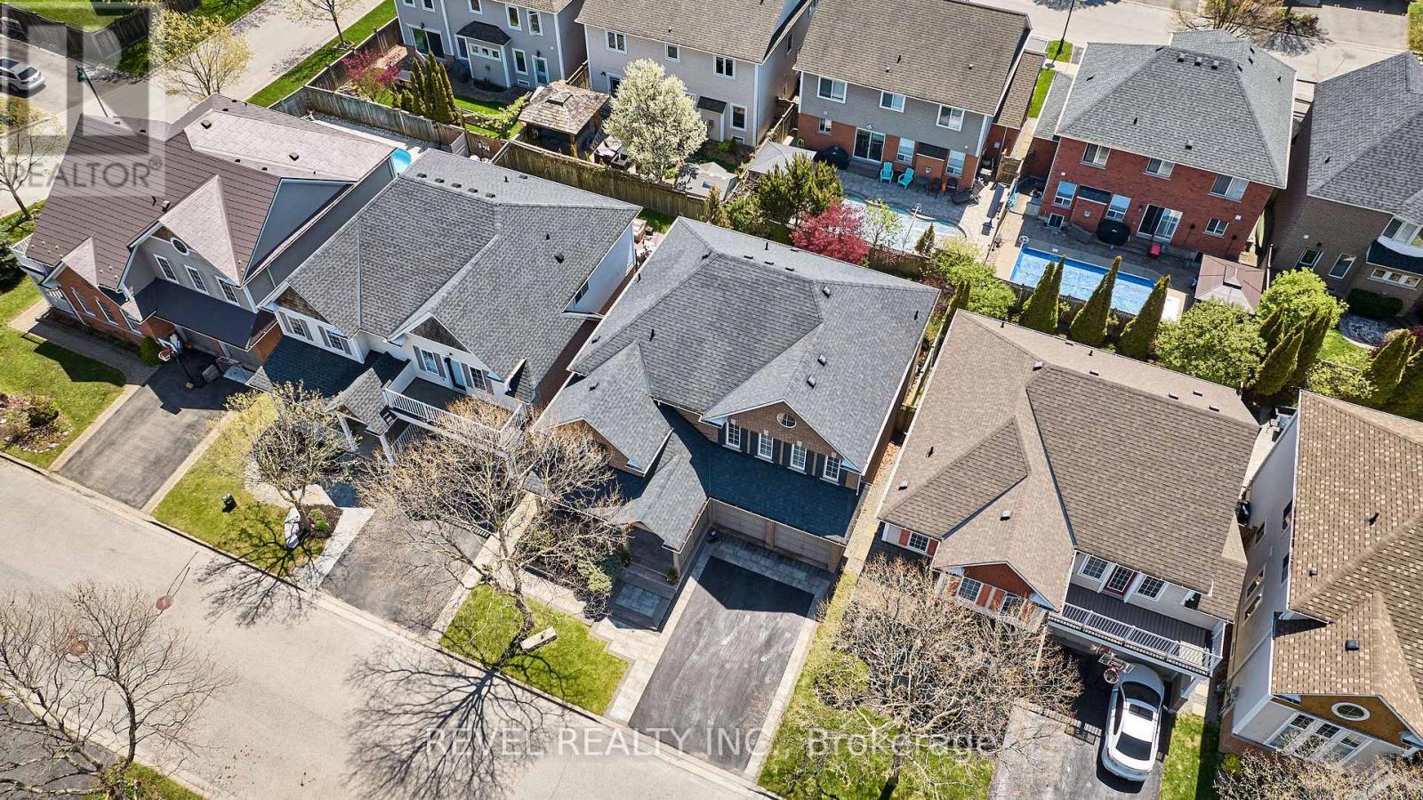 21 Parish Avenue, Ajax, Ontario  L1Z 1N2 - Photo 33 - E13501044