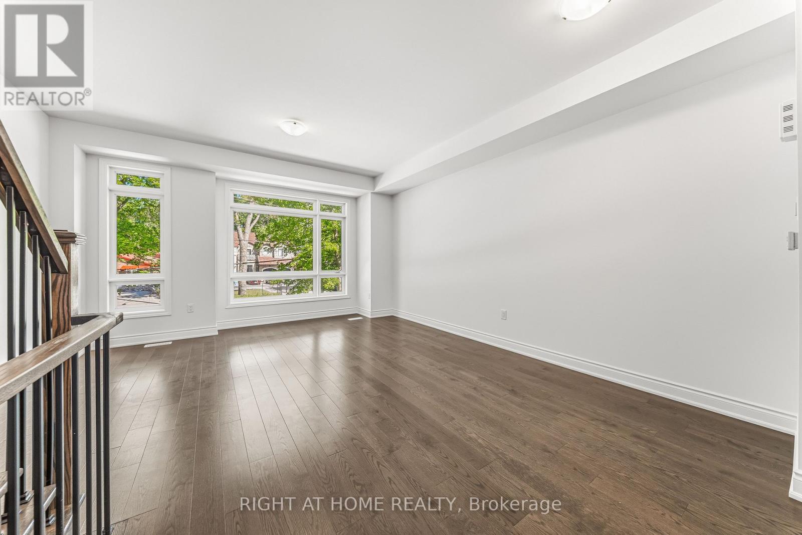 6177 Kingston Road, Toronto, Ontario  M1C 1K8 - Photo 11 - E13501084