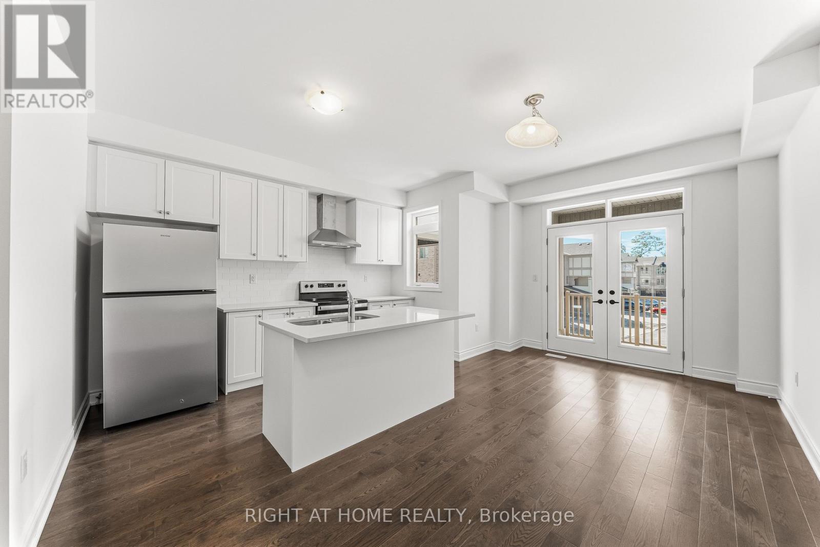 6177 Kingston Road, Toronto, Ontario  M1C 1K8 - Photo 3 - E13501084
