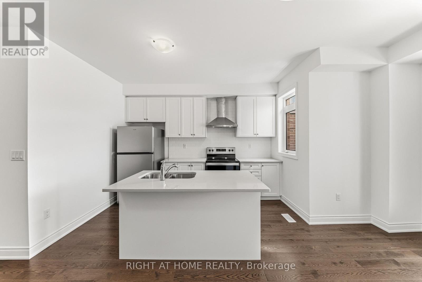 6177 Kingston Road, Toronto, Ontario  M1C 1K8 - Photo 6 - E13501084