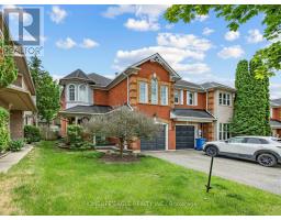 101 DOWNEY CIRCLE, Aurora, Ontario