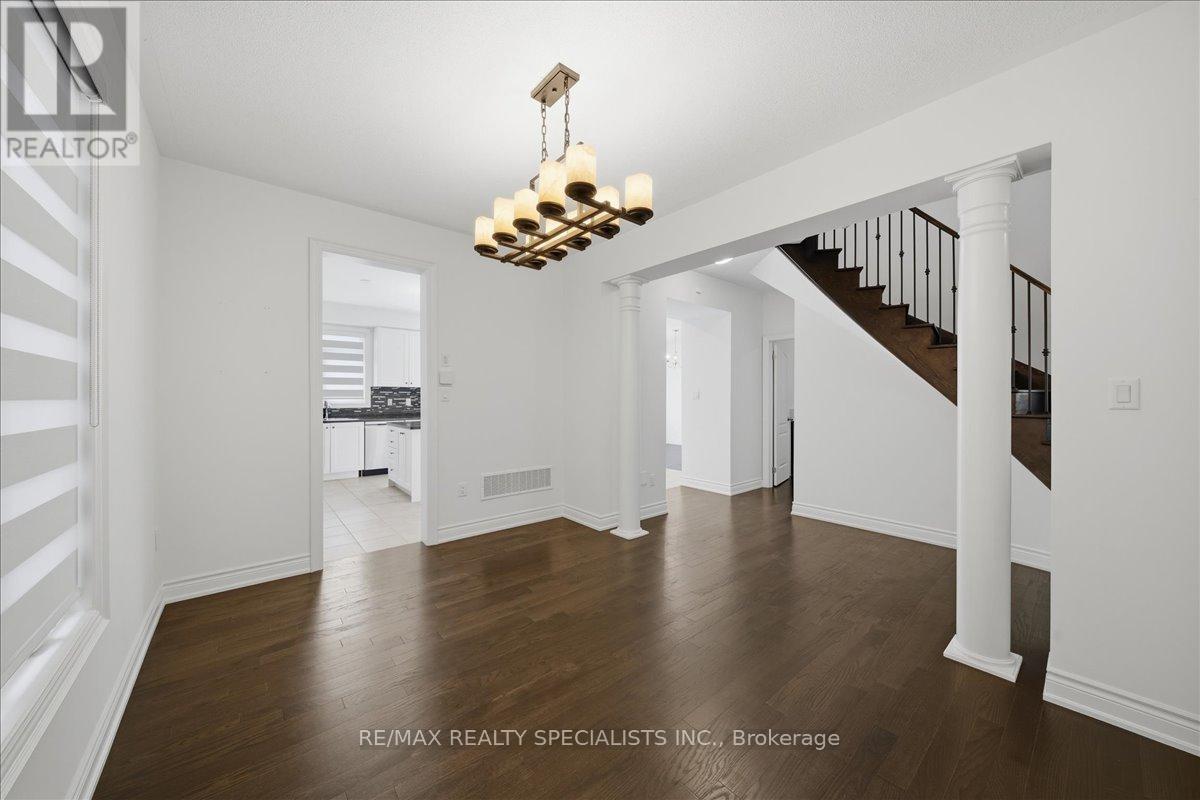 281 Blue Dasher Boulevard, Bradford West Gwillimbury, Ontario  L3Z 4H8 - Photo 12 - N13501038