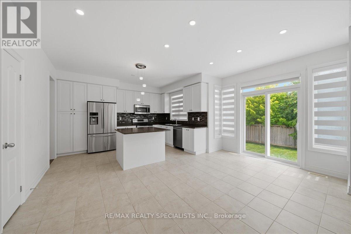 281 Blue Dasher Boulevard, Bradford West Gwillimbury, Ontario  L3Z 4H8 - Photo 15 - N13501038