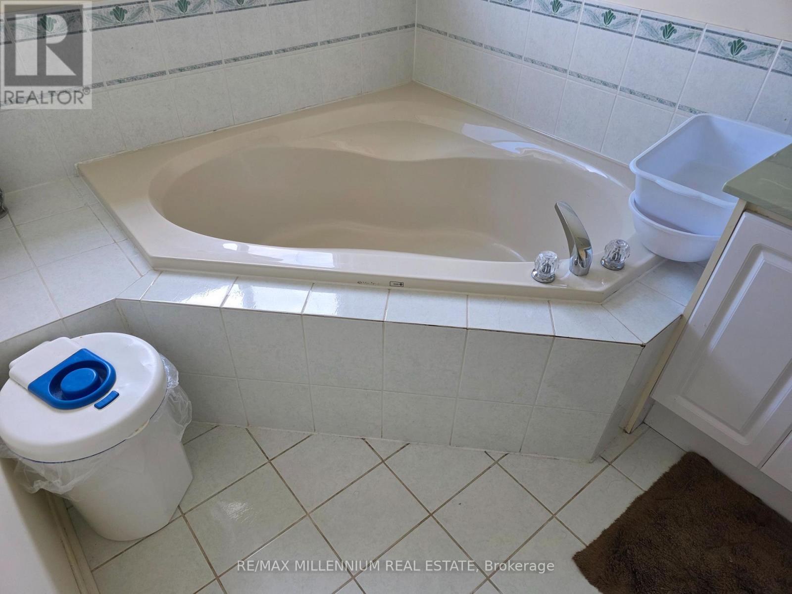 40 Echo Ridge Crescent, Vaughan, Ontario  L4H 2J9 - Photo 13 - N13501064