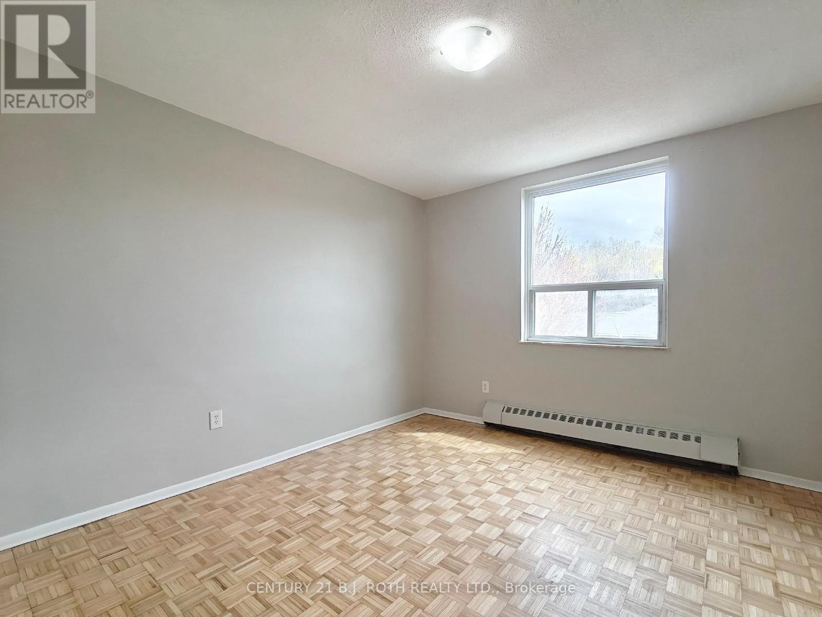 406 - 90 Holgate Street, Barrie, Ontario  L4N 2T9 - Photo 5 - S13501010