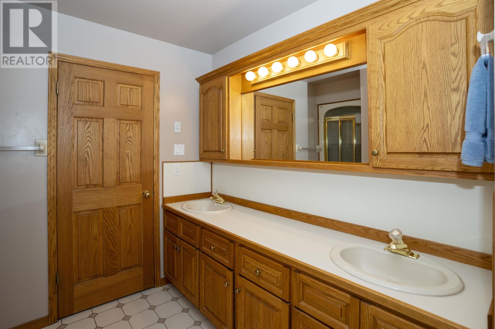 205 Kusznier Cres, Thunder Bay, Ontario  P7B 6K4 - Photo 14 - TB2601604