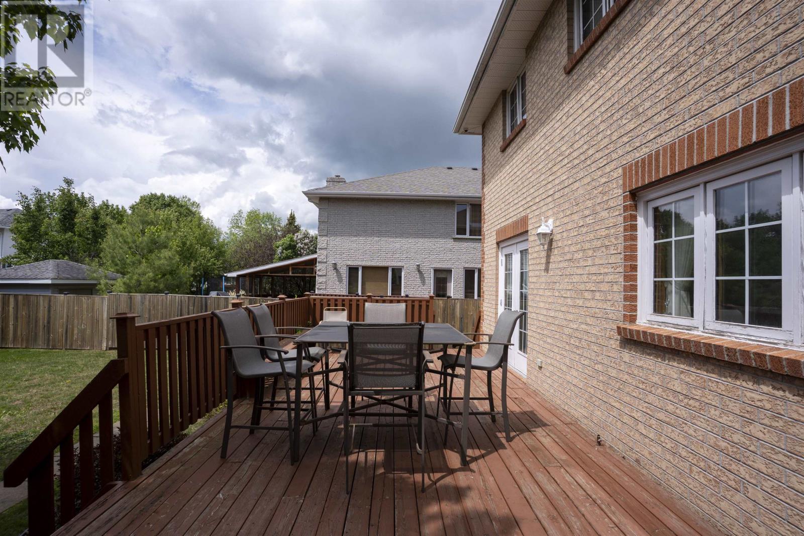205 Kusznier Cres, Thunder Bay, Ontario  P7B 6K4 - Photo 33 - TB2601604