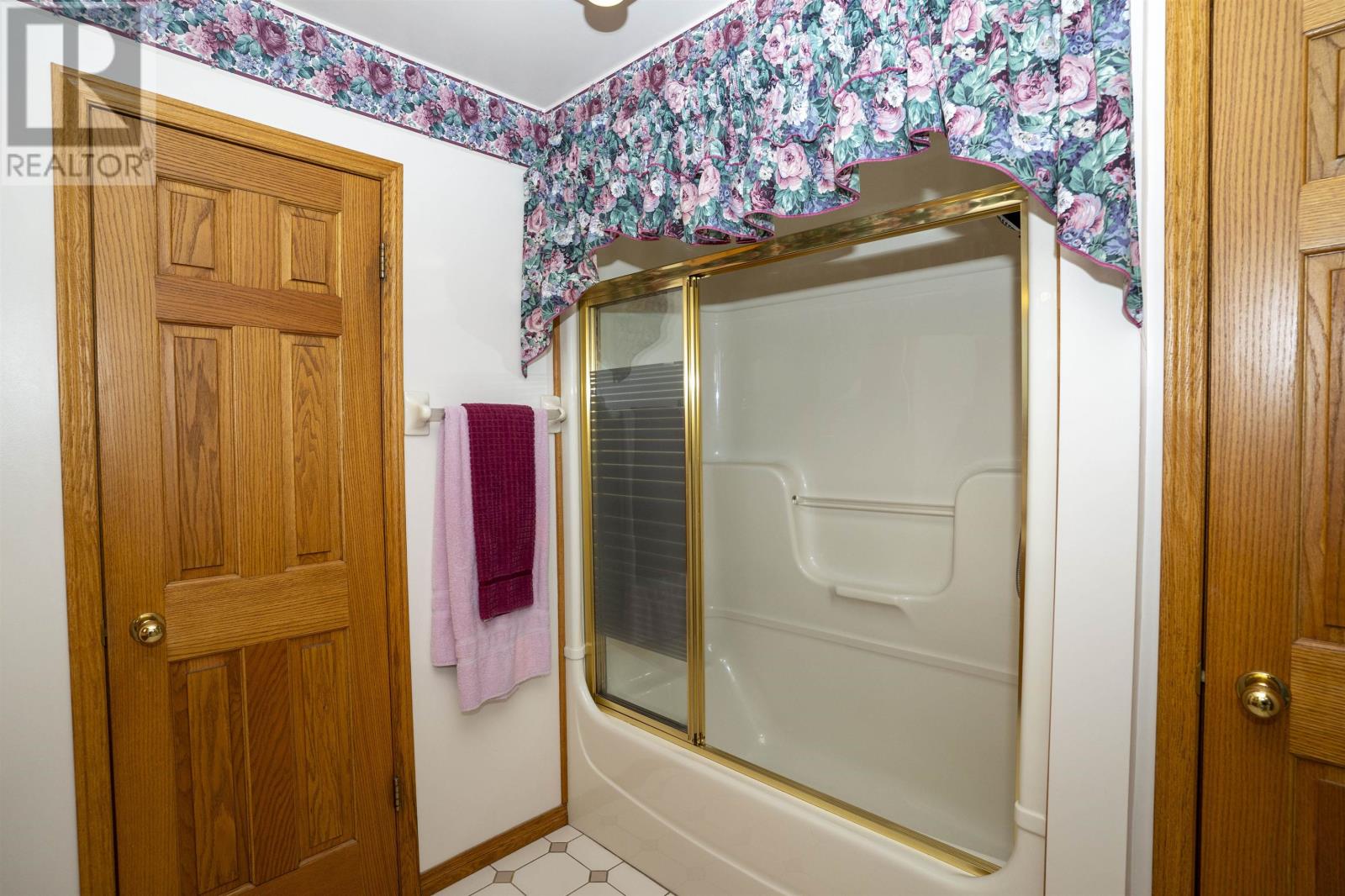 205 Kusznier Cres, Thunder Bay, Ontario  P7B 6K4 - Photo 26 - TB2601604