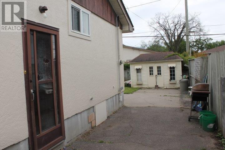 2804 Churchill Dr E, Thunder Bay, Ontario  P7A 1G7 - Photo 30 - TB2601637