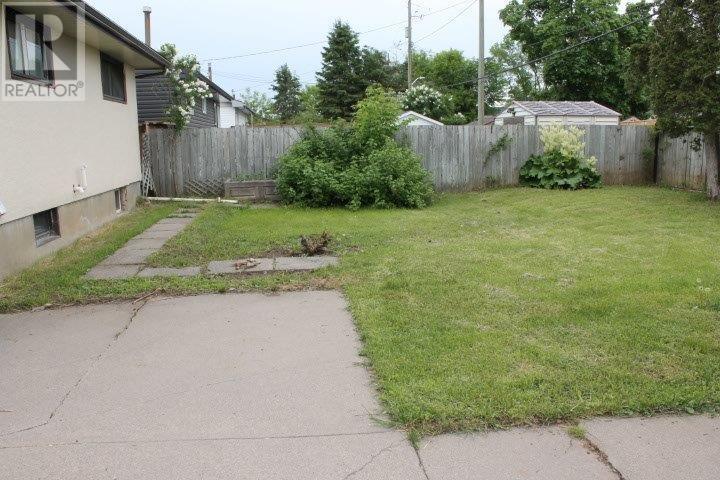 2804 Churchill Dr E, Thunder Bay, Ontario  P7A 1G7 - Photo 33 - TB2601637