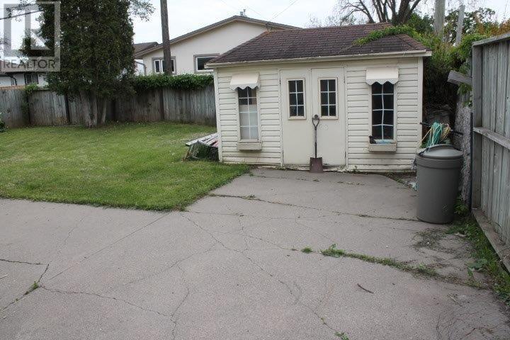 2804 Churchill Dr E, Thunder Bay, Ontario  P7A 1G7 - Photo 31 - TB2601637