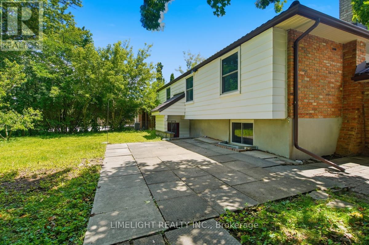 43 Cumberland Crescent, London North, Ontario  N5X 1B7 - Photo 44 - X13501152
