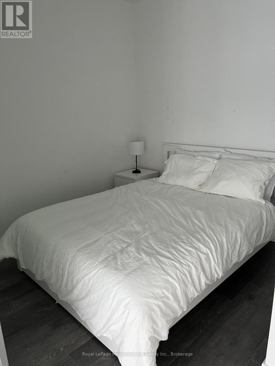 2401 - 185 Roehampton Avenue, Toronto, Ontario  M4P 0C6 - Photo 9 - C13501258