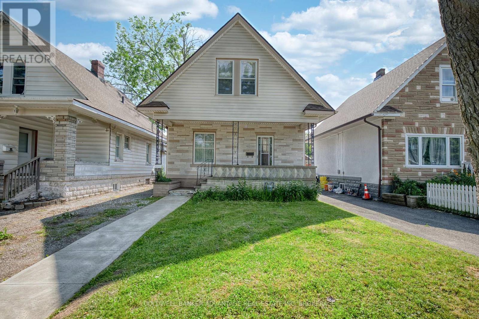 48 EMPIRE STREET, Welland, Ontario