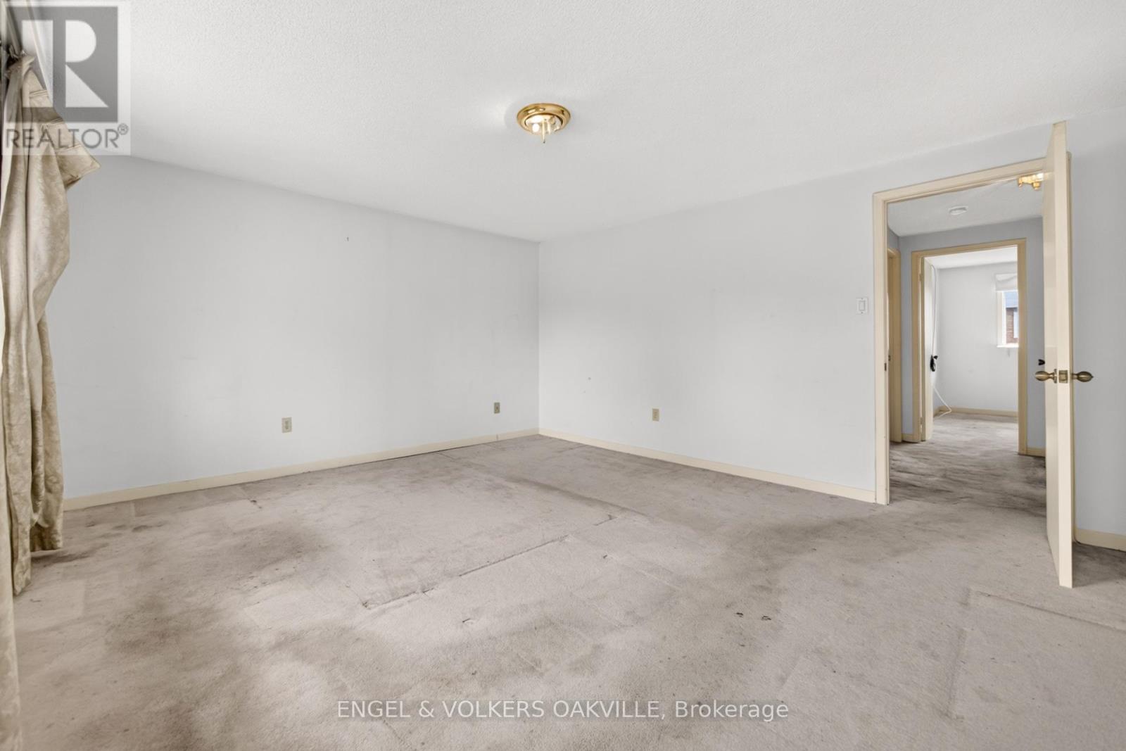 2463 Colter Court, Mississauga, Ontario  L5L 3K7 - Photo 22 - W13501008