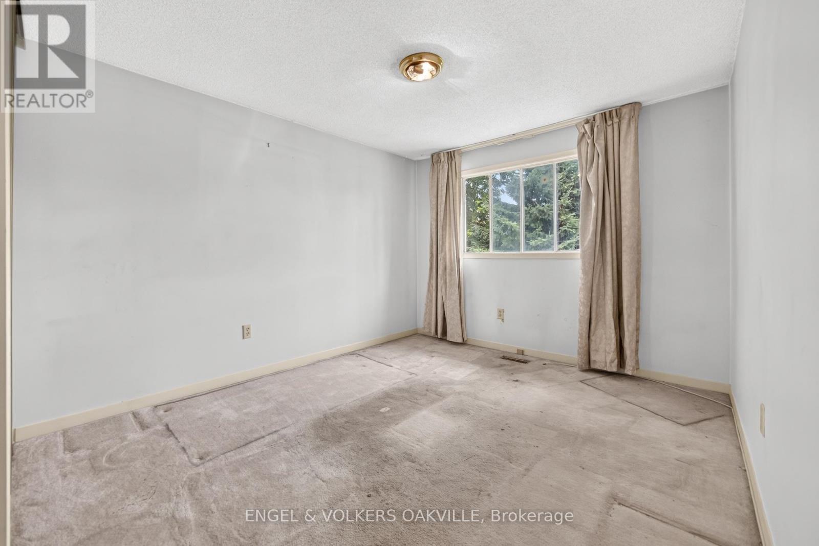 2463 Colter Court, Mississauga, Ontario  L5L 3K7 - Photo 25 - W13501008