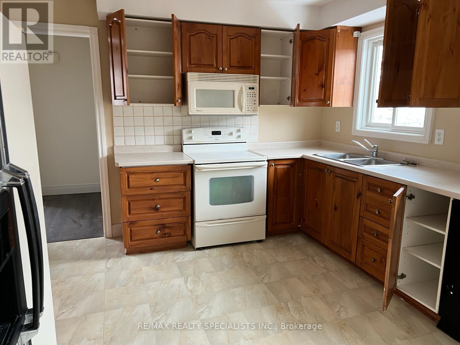 Main - 15 Steven Street, Orangeville, Ontario  L9W 4G1 - Photo 2 - W13501034