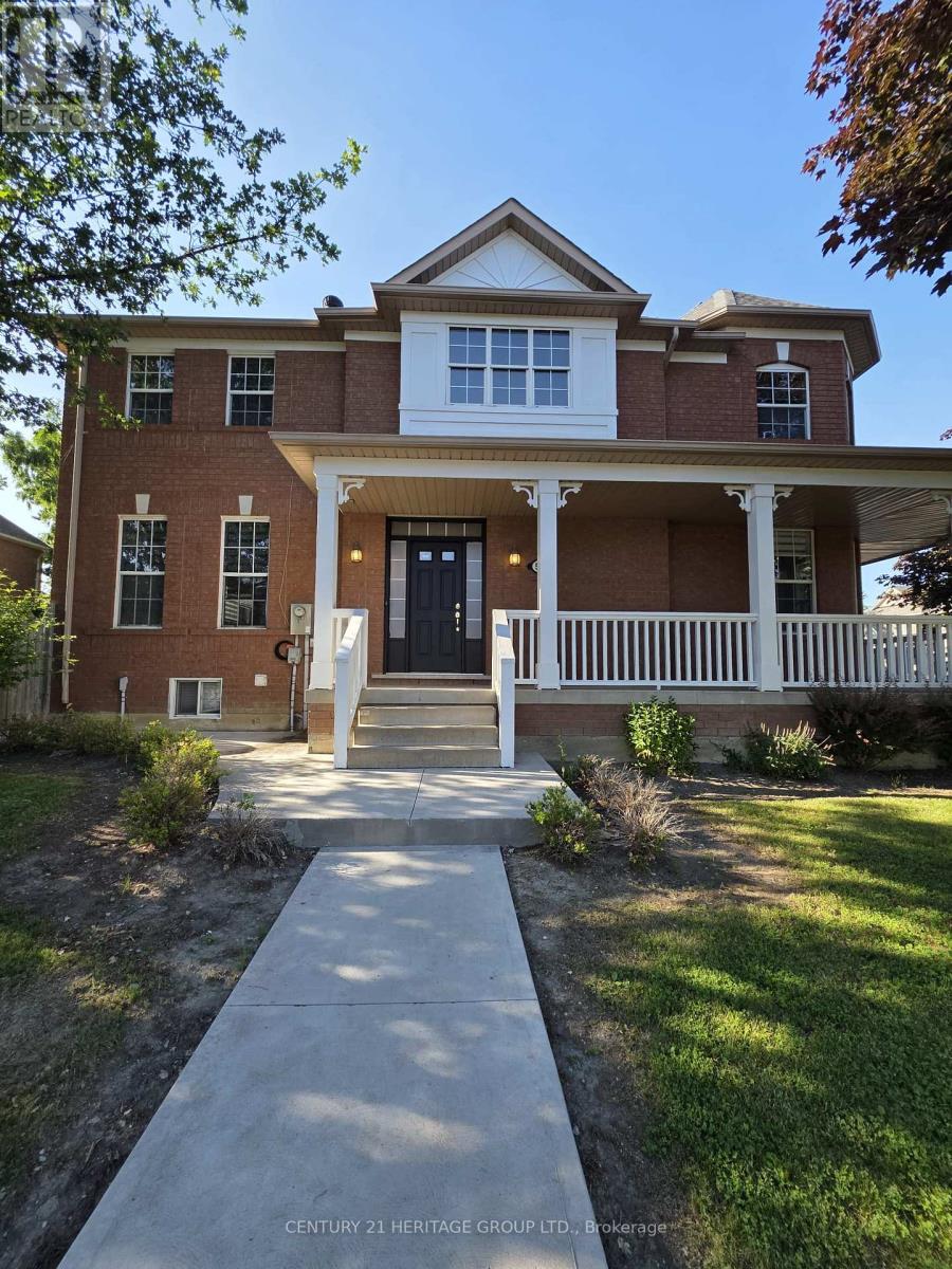 52 Brock Drive, Brampton, Ontario  L6P 1A2 - Photo 1 - W13501082