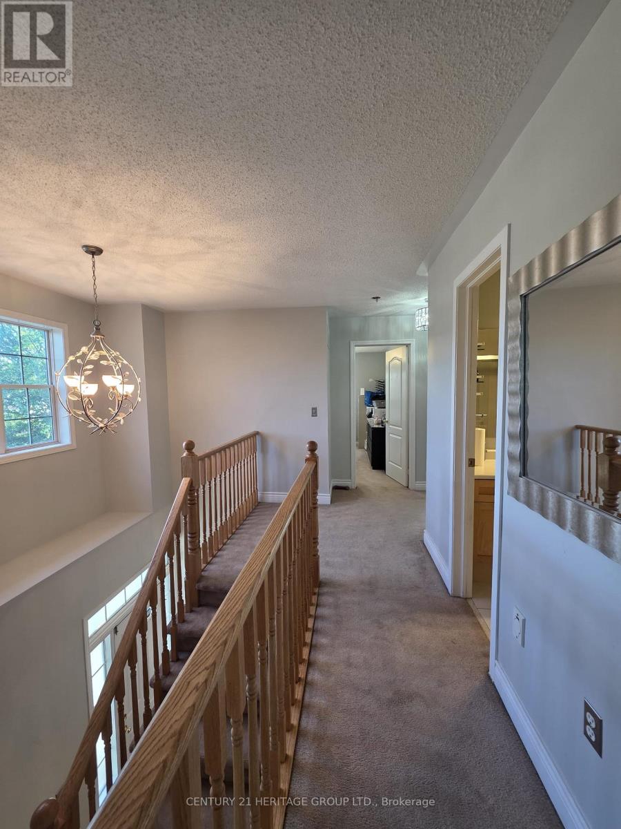 52 Brock Drive, Brampton, Ontario  L6P 1A2 - Photo 17 - W13501082