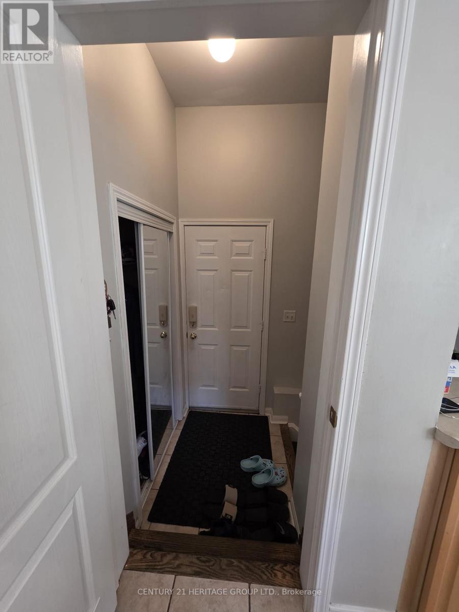 52 Brock Drive, Brampton, Ontario  L6P 1A2 - Photo 24 - W13501082