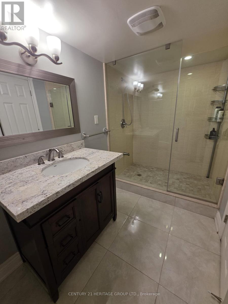 52 Brock Drive, Brampton, Ontario  L6P 1A2 - Photo 29 - W13501082
