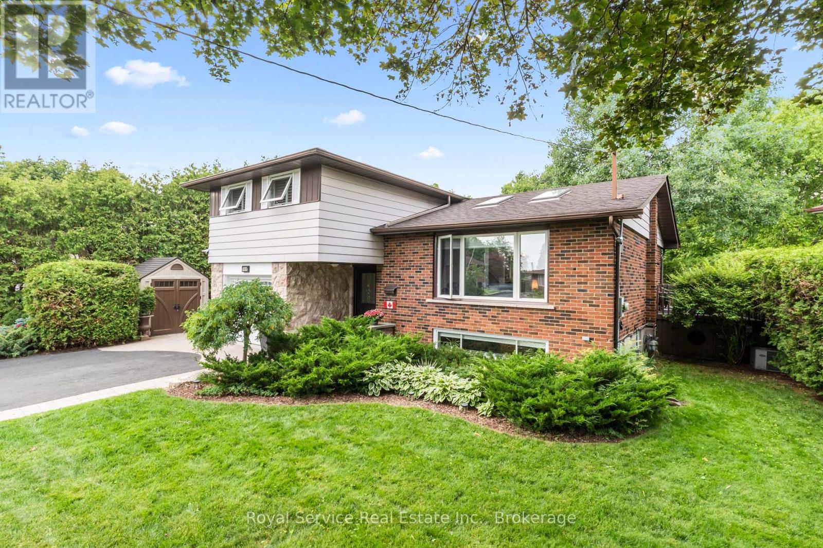 460 Harwood Drive, Oshawa, Ontario  L1G 2V3 - Photo 2 - E13501138