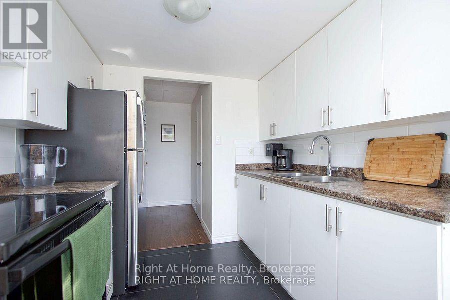 79 - 53 Taunton Road E, Oshawa, Ontario L1G 3T6 - Photo 4 - E13501174