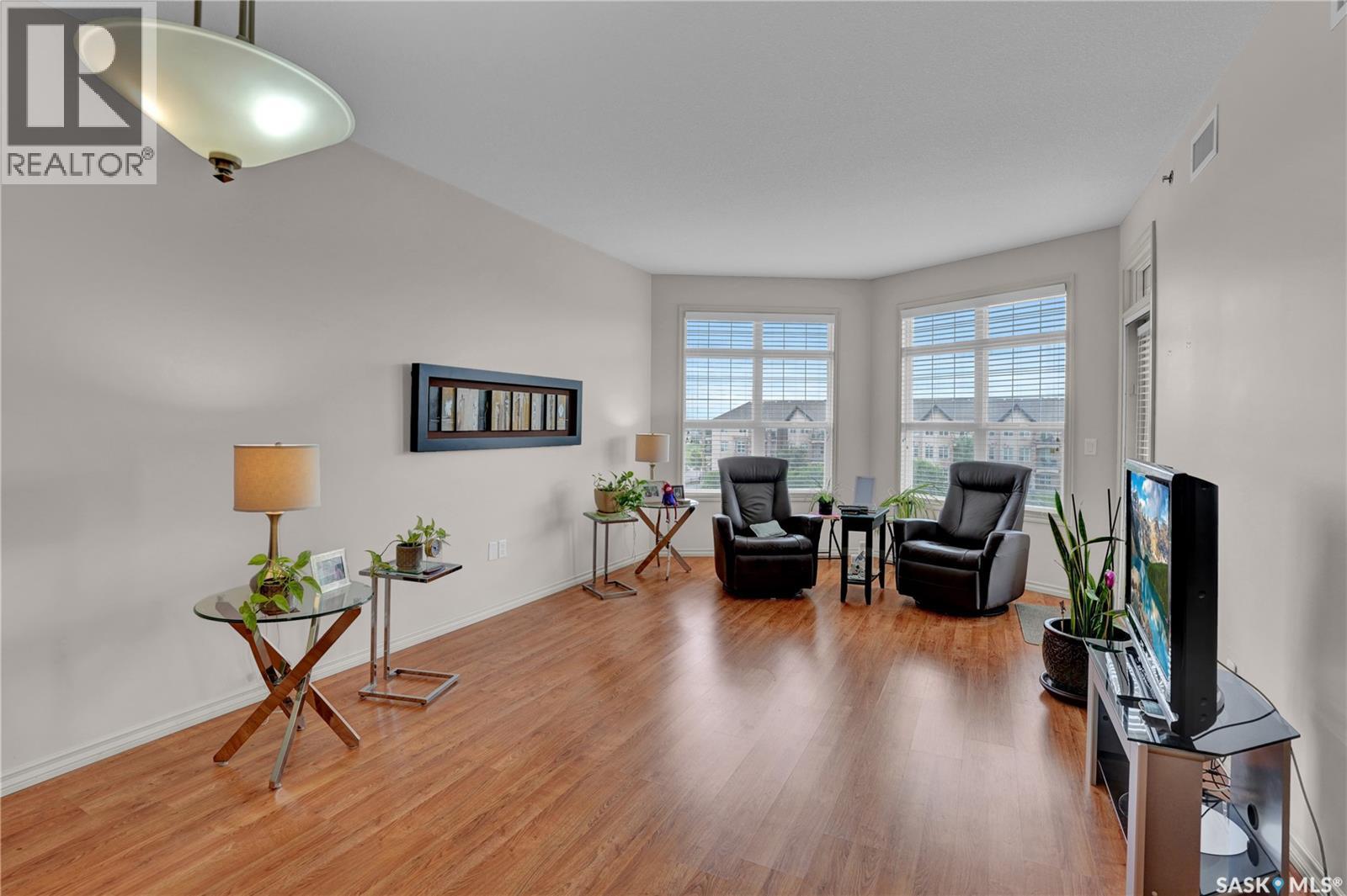 311 2102 Heseltine Road, Regina, Saskatchewan  S4V 1K9 - Photo 6 - SK040909