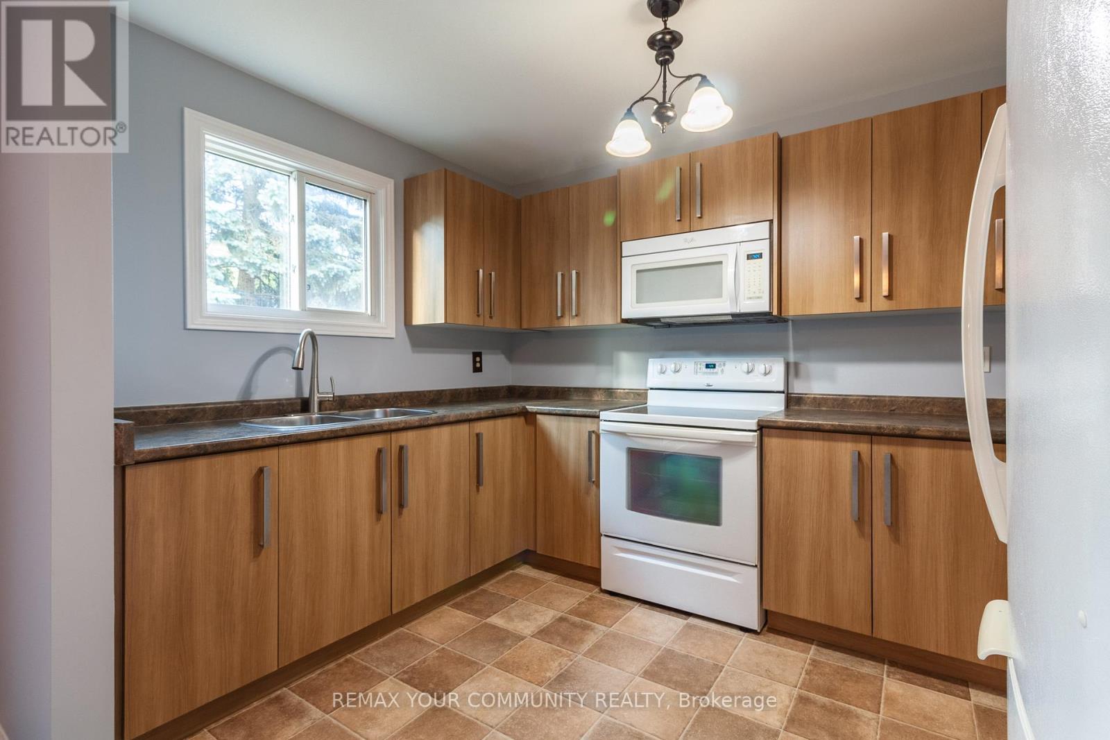 2 - 160 Conway Drive, London South, Ontario  N6E 3M4 - Photo 21 - X13501028