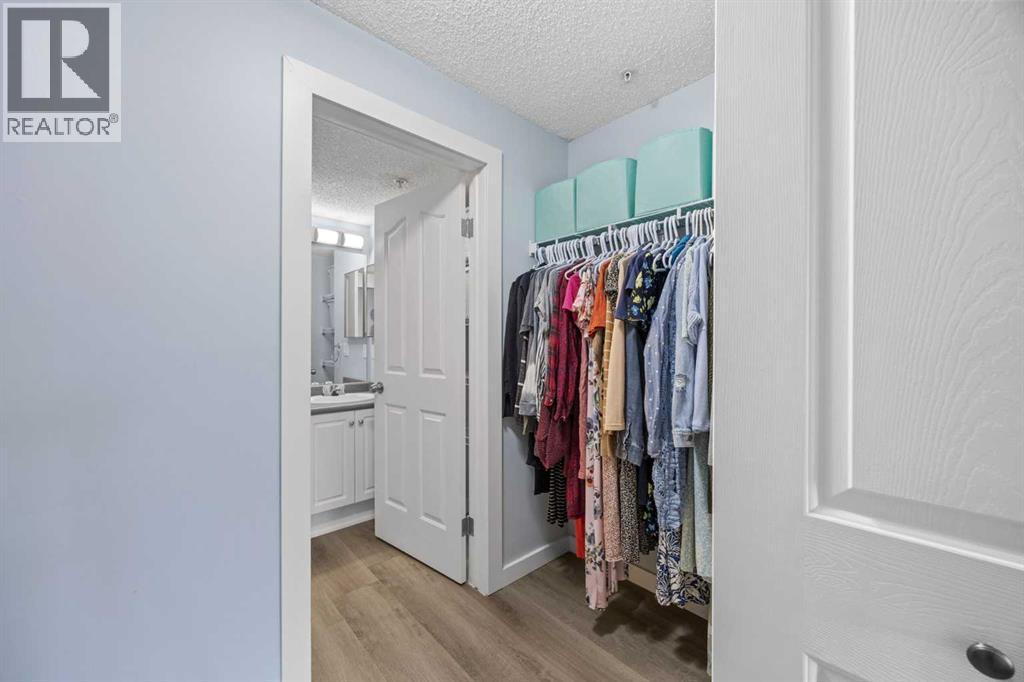 2206, 2000 Millrise Point Sw, Calgary, Alberta  T2P 3W4 - Photo 21 - A2325087