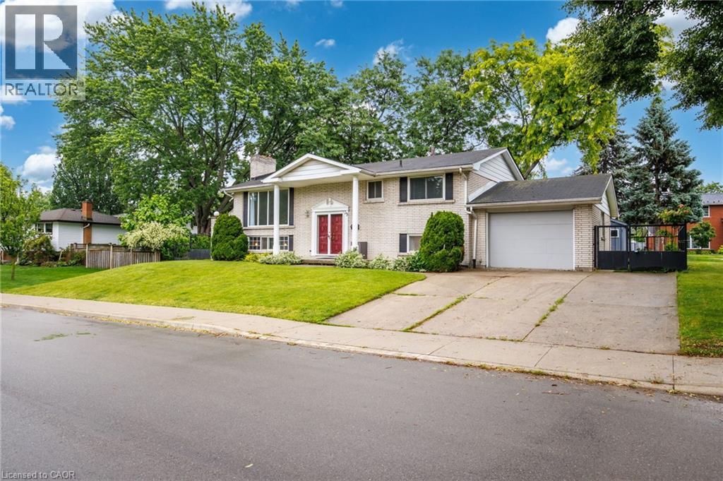 39 San Francisco Avenue, Hamilton, Ontario  L9C 5N8 - Photo 2 - 40842044