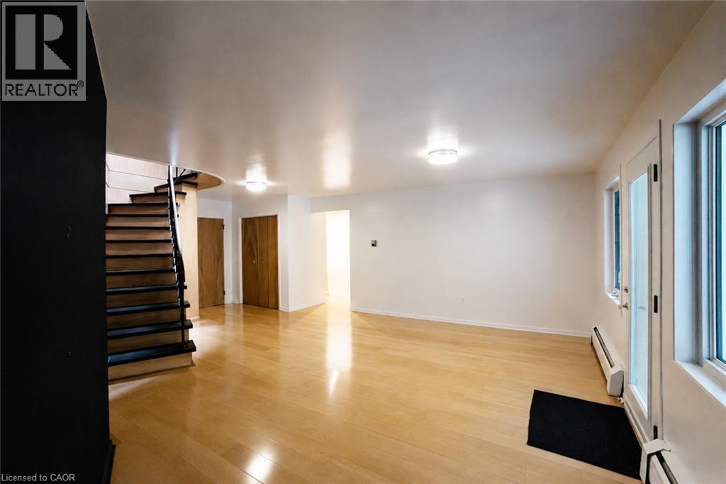 294 Algonquin Drive, Waterloo, Ontario  N2L 2S8 - Photo 33 - 40836179