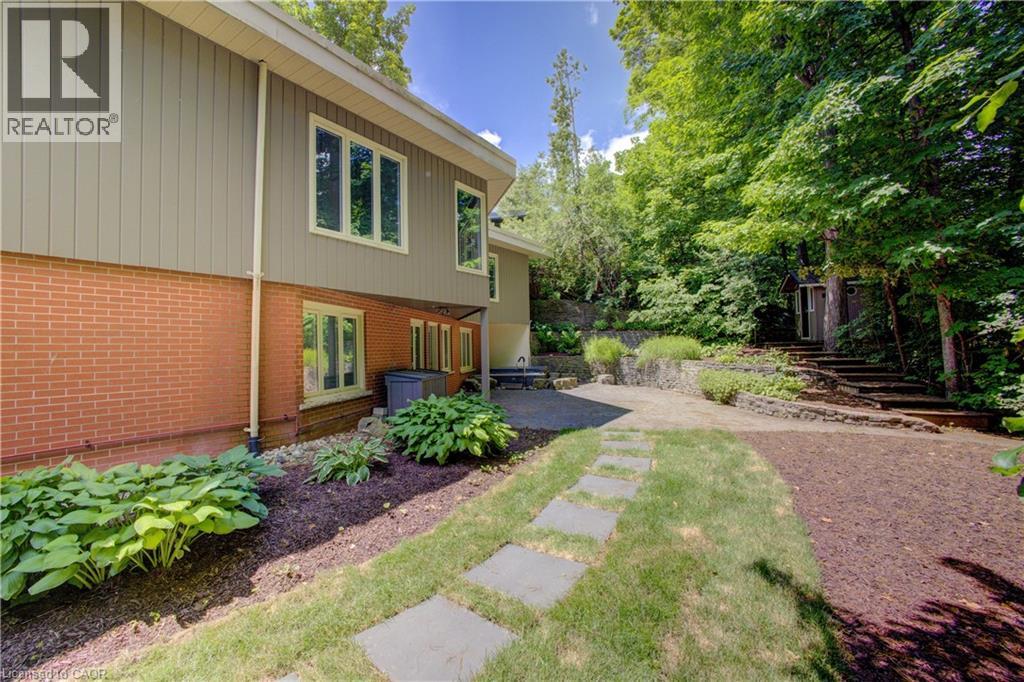 294 Algonquin Drive, Waterloo, Ontario  N2L 2S8 - Photo 43 - 40836179