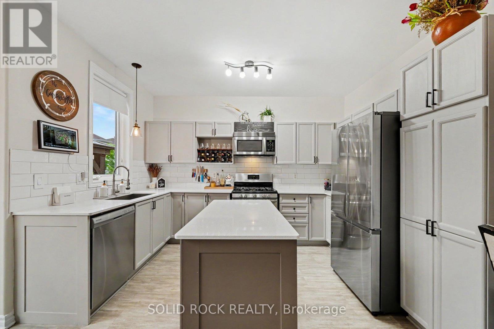 737 Vermillion Drive, Ottawa, Ontario  K1V 1V9 - Photo 12 - X13501250