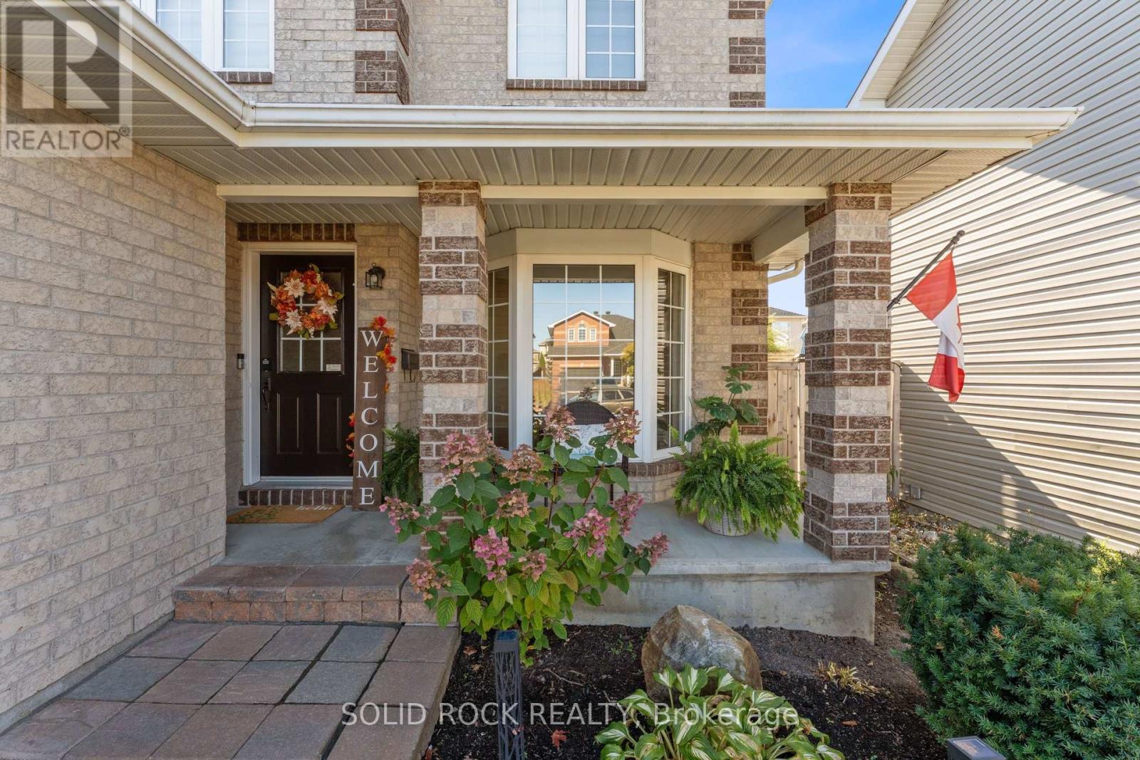 737 Vermillion Drive, Ottawa, Ontario  K1V 1V9 - Photo 3 - X13501250