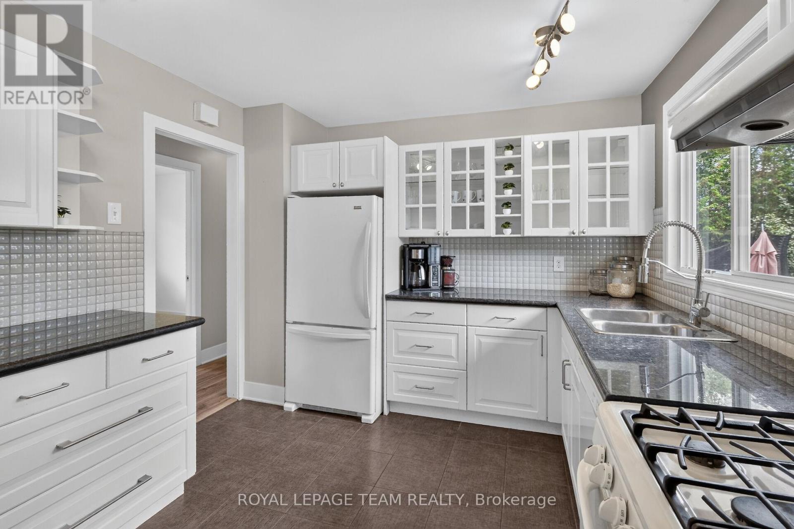 2 Whisperwood Street, Ottawa, Ontario  K0A 3P0 - Photo 14 - X13501344