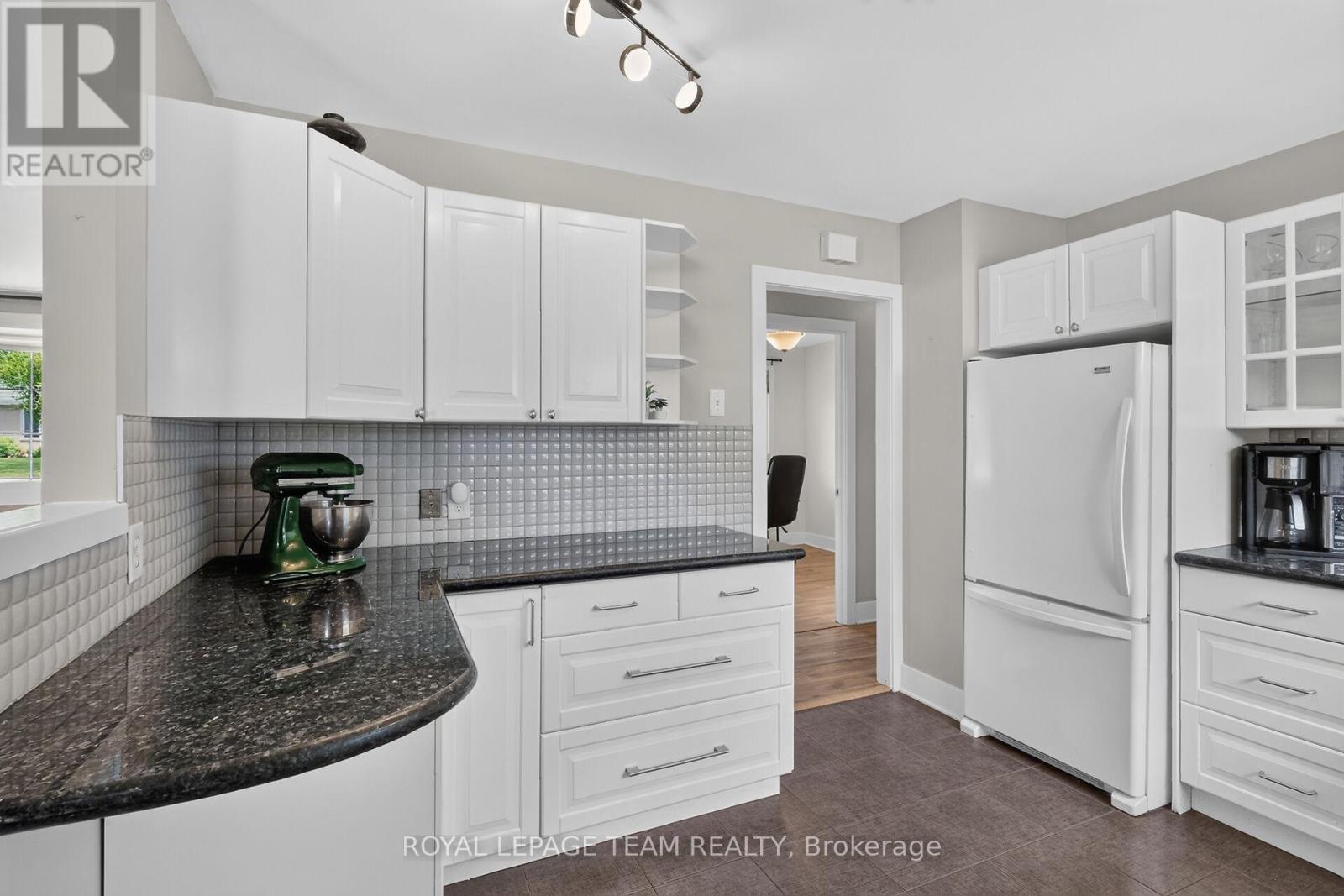 2 Whisperwood Street, Ottawa, Ontario  K0A 3P0 - Photo 17 - X13501344
