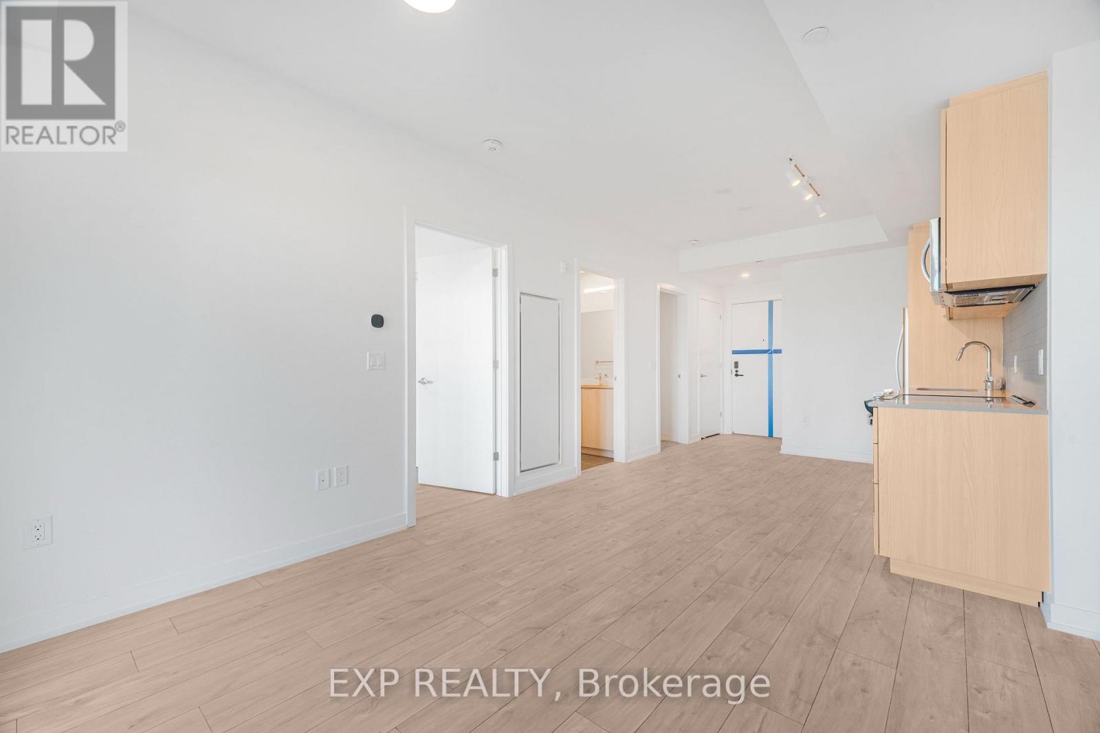 204 - 740 Whitlock Avenue, Milton, Ontario  L9E 2B4 - Photo 15 - W13481852